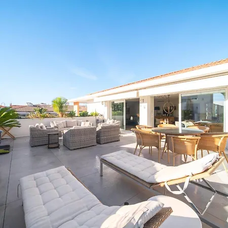 Luxury - Pretty 3 Bedroom To Rent With 50m Terrace Apartment Cannes
